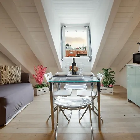 Duomo-central Station Wifi-netflix-metro Apartment