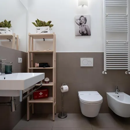Duomo-central Station Wifi-netflix-metro Apartment Milan